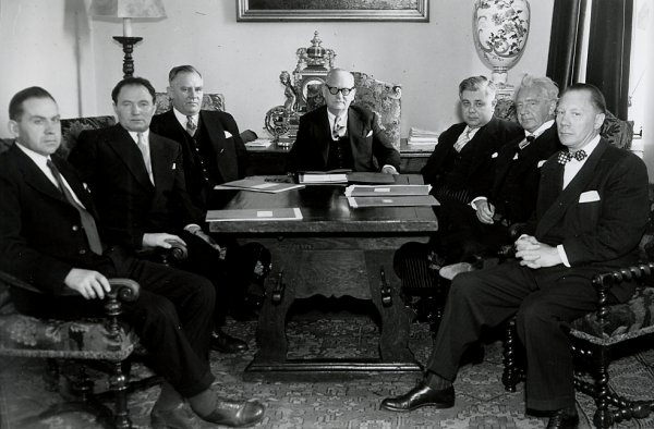 05 Ráðuneyti Steingríms Steinþórssonar 14. mars 1950 Ráðuneyti Steingríms Steinþórssonar 14. mars 1950